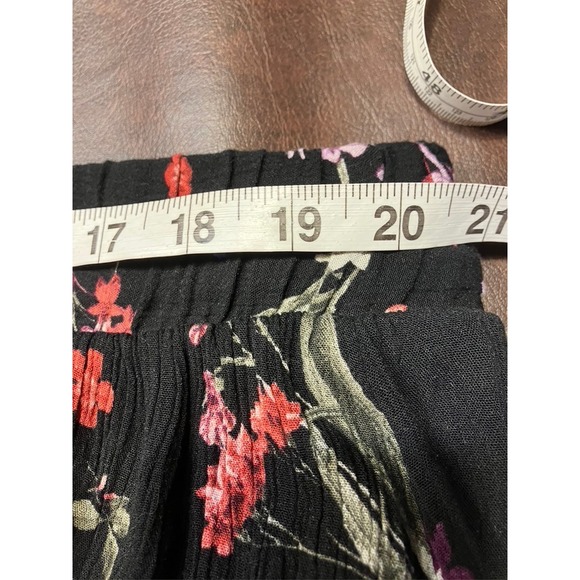 Torrid Shorts Maxi Skirt Size 4 Floral Print Black Purple Red Womens Boho Rayon - Picture 10 of 14